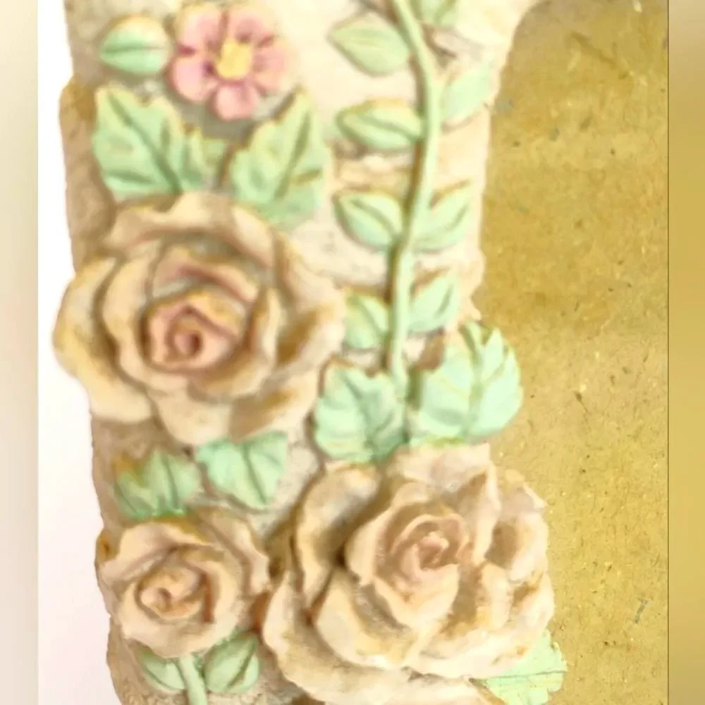 Rose and Ribbon Picture Frame Resin with Plastic Cover